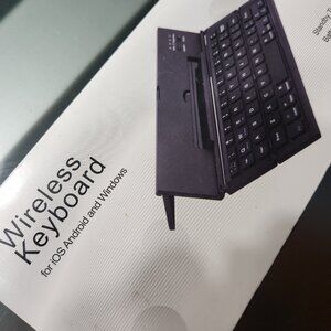 WIRELESS FOLDABLE KEYBOARD